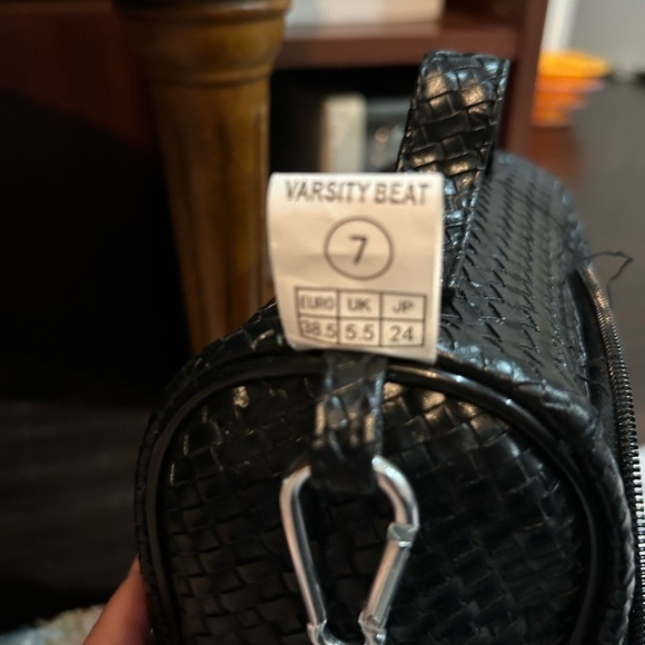 Varsity Beat Cheer Dance Sneakers Black with bag size 7 - Picture 2 of 6